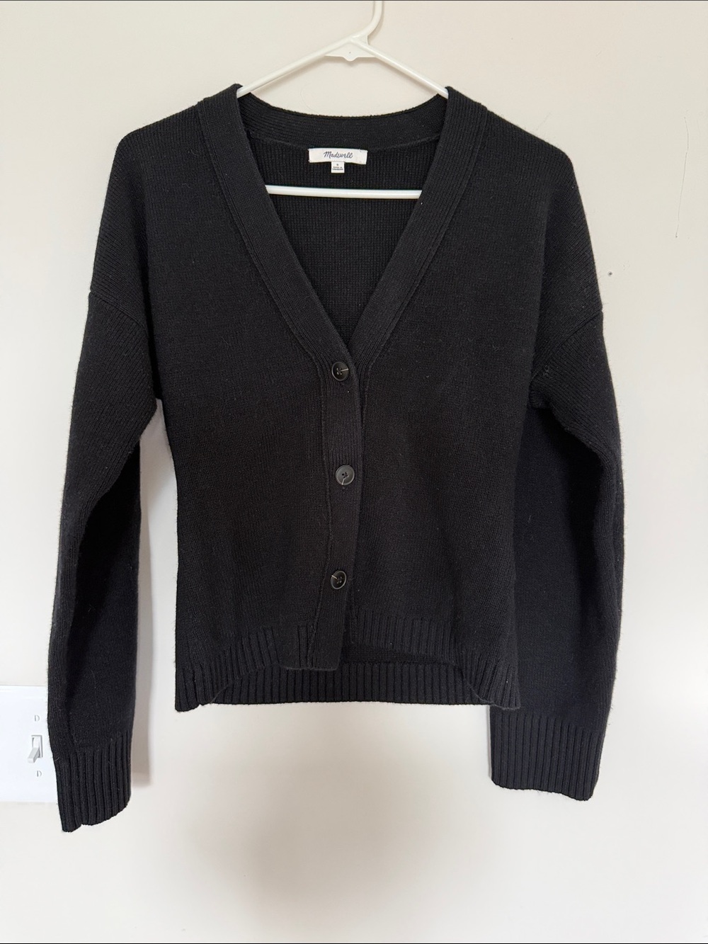 Madewell fitted v neck wool cardigan